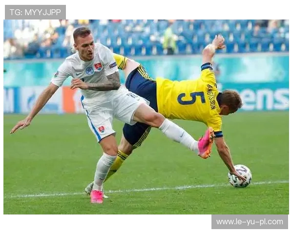 捷克队防线稳固,稳扎稳打成赛场屏障 捷克队防线稳固,稳扎稳打成赛场屏障